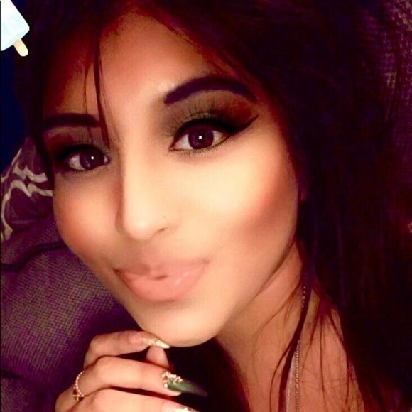 Meet your Posher, Kelly - Picture 1 of 1